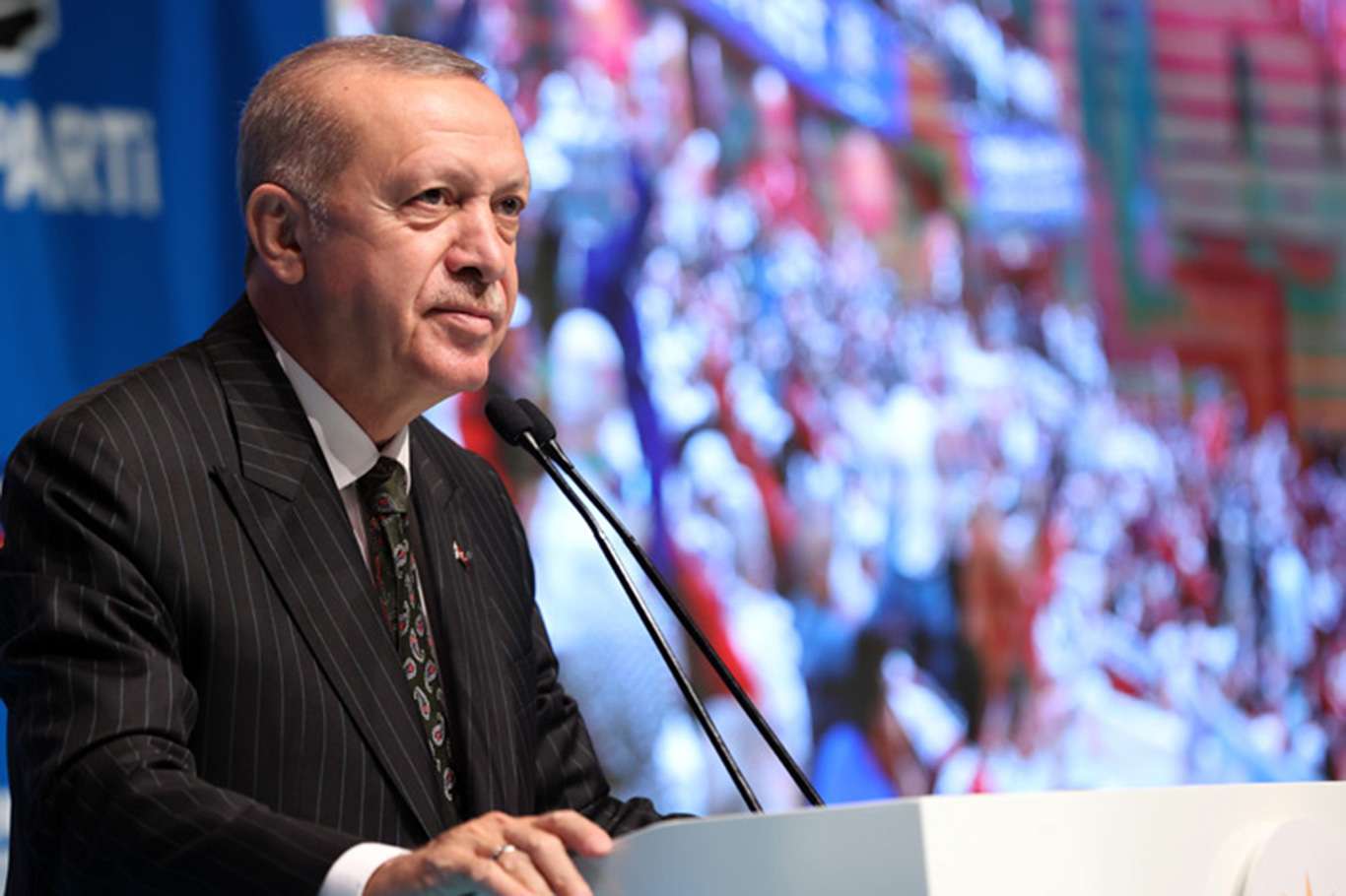Cumhurbaşkanı Erdoğan partisinin Mersin Genişletilmiş İl Danışma Toplantısına katıldı